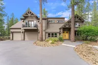 4 Red Fir 6 Bedroom Home