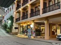 리버사이드 후아이사이 호텔  호텔