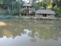 ศานติบารี อีโค รีสอร์ต โรงแรมใน