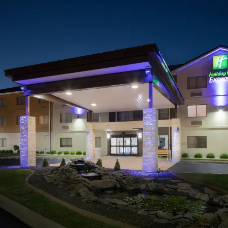 Holiday Inn Express LOUISVILLE NORTHEAST by IHG
