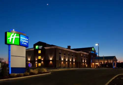 Holiday Inn Express & Suites ATHENS by IHG