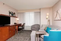 Courtyard Louisville Downtown - Pet friendly
