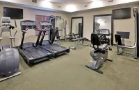 Holiday Inn Express & Suites TOPEKA NORTH by IHG - Gym