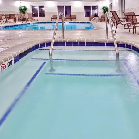 Holiday Inn Express & Suites DUBUQUE-WEST by IHG
