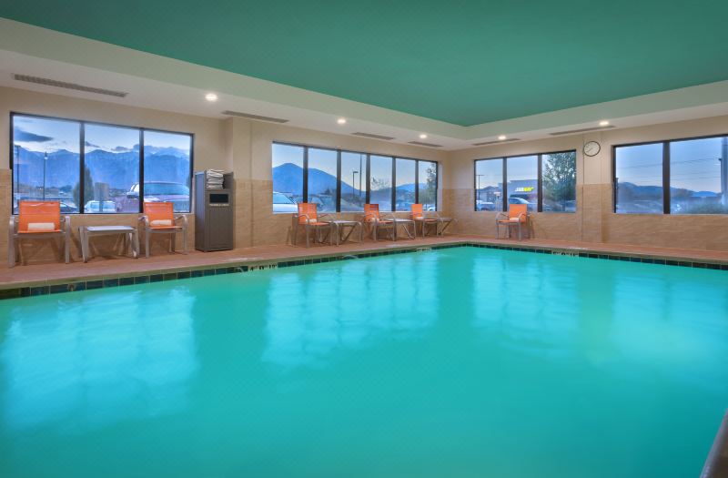 Holiday Inn Express & Suites Orem-North Provo by IHG photo 2