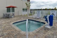 Holiday Inn Express & Suites TRINITY by IHG - Hot Tub