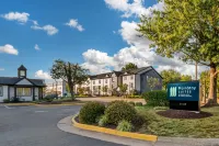 Dulles Suites
