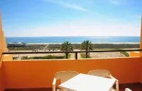 Meia Praia Lagos - Beach Club Apartments - Ocean View