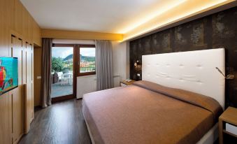 Sport Village Hotel & Spa