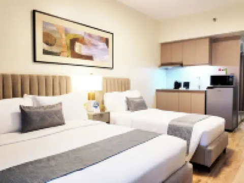 サヴェア ベイ シティ マニラ パラニャケのホテル