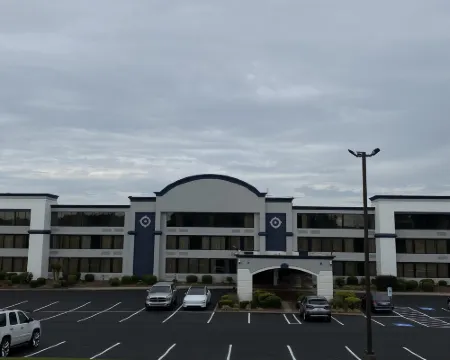 SureStay by Best Western Charlotte Matthews Hotels in Charlotte