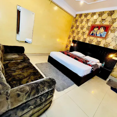 Hotel Karnal Inn