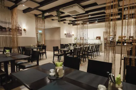 Kaiserhof Отели рядом с достопримечательностью «Kongresszentrum Karlsruhe»