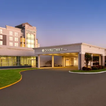 DoubleTree by Hilton Hotel Norfolk Airport