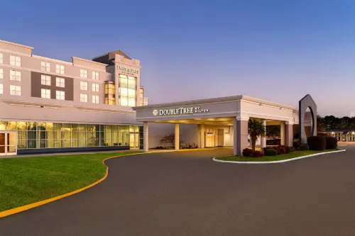 DoubleTree by Hilton Hotel Norfolk Airport