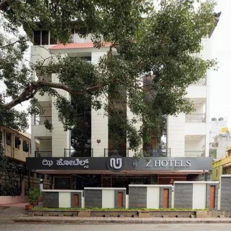 U by Z Hotels, Richmond Circle Отели рядом с достопримечательностью «Уб Города»