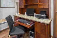 Super 8 by Wyndham Lebanon Hotels in Laclede County