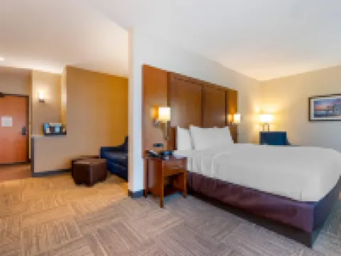 Lift Bridge Lodge, Ascend Hotel Collection Hotels in Duluth