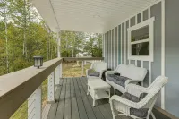 Cottage Close to Caves & Trails in Hocking Hills! - 3-Star
