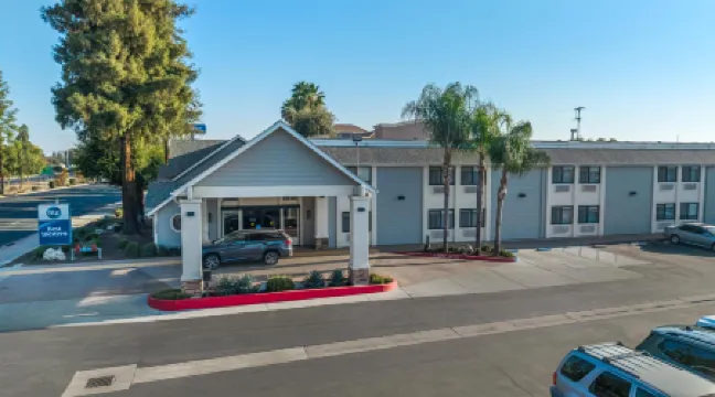 Best Western Town  Country Lodge