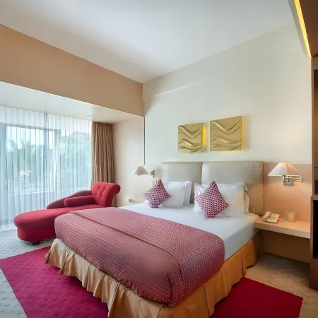 Lux Tychi Hotel