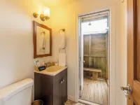 Gatsby's - Heated Plunge Pool & Hot Tub in Obp, Sleeps 26, Steps from the Beach Hotels in Fire Island