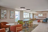 Hampton Inn and Suites Hermosa Beach