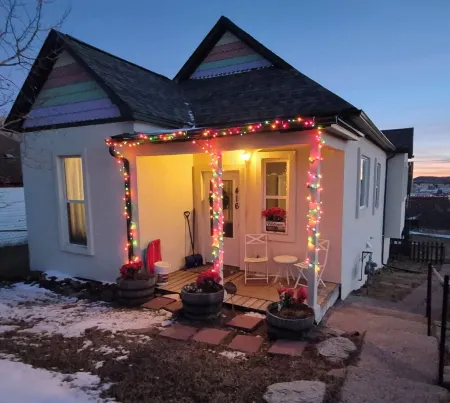 Walk  to Town Cnt, Family Friendly, 2 Bd 2 BTH, Mnt View, Deck-Grill-Wildlife