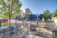 Phoenix Nest South Haven Condo River View! - parking