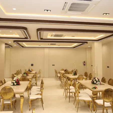 The Meera Hotel