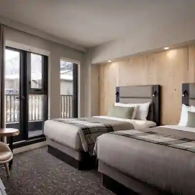Peaks Hotel and Suites Rooms