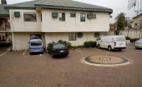 DAVIES SUITES
