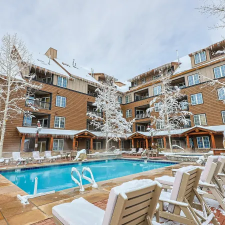 Black Bear 2 Bed 2 Bath Bbcs