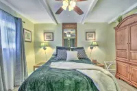 Pet-Friendly Taylor Home w/ Backyard Oasis!