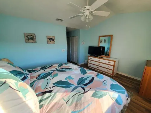 望遠鏡13號兩卧室公寓