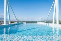 Flamboyan Hotel & Residences