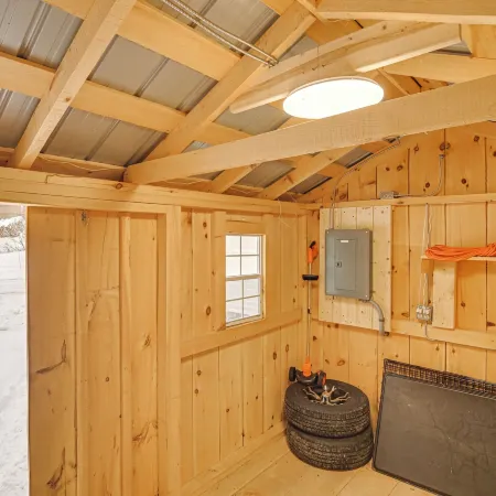 Near Trails & Vast Access! Modern Burke Home Base