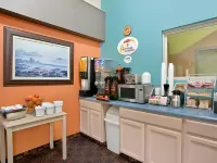 Super 8 by Wyndham Belleville IL/St. Louis Area Hotels in St. Clair County