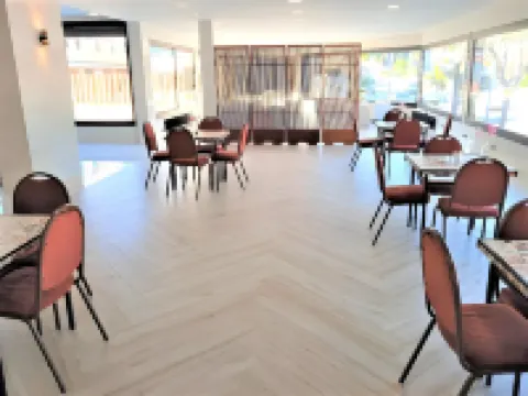 153酒店 卡斯特德菲爾斯酒店