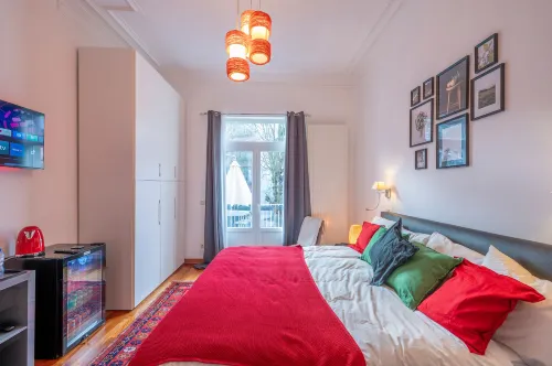 Euro Edens Brussels - Cozy Family Suite - 4-Star