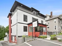 The Dorm Hotel Hotels in Ithaka