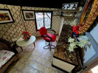 Rusty Rock Beach Resort & spa - 3-Star