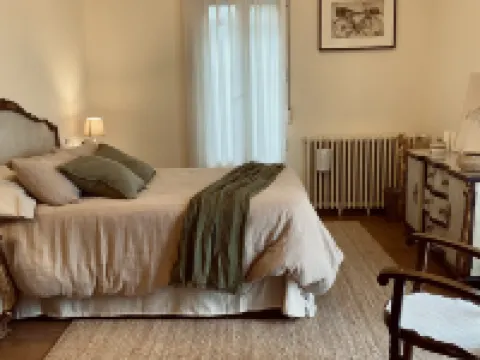 Rustic Charm, Olivo Suite with Private Bathroom and Unique Views Hotels in Ribera Alta