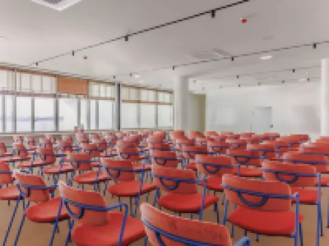 Upon Harbor - Seixal Bay Hotel Hotels in Seixal