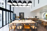 Blu Monkey Hub and Hotel Krabi Town - breakfast