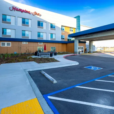 Hampton Inn by Hilton Selma