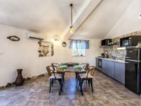 House Villa Getaway Hoteles en Mirca