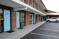 Elkton Lodge - Newark - Elkton University Gateway - parking