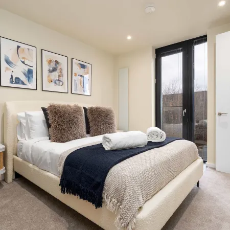 The Mancunian Blue - Manchester Luxury 2-bed Corner Apartment