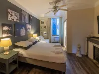 La Maison Aux Puits Hotels in Tarn
